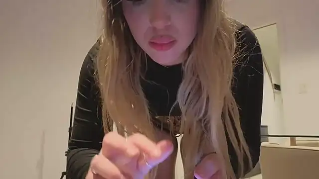Lolykush's Live XXX Chat