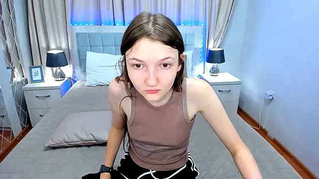 NikaRain's Live XXX Chat