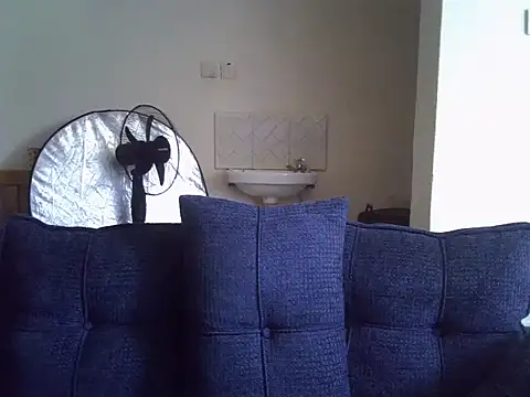 Thee_Biggest Live XXX-Chat