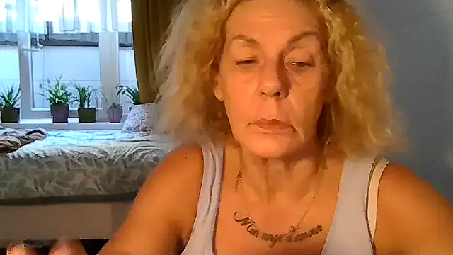 belgianshantie webcam show