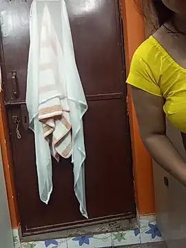 Manjudear's Live XXX Chat
