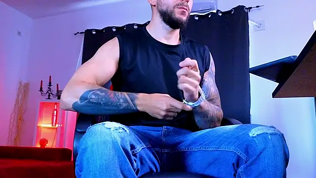 Chat XXX ao vivo de MightyAaron66