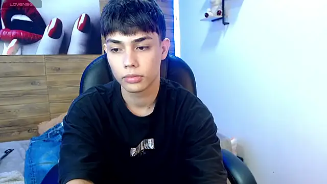 ivan_cooper live XXX chat