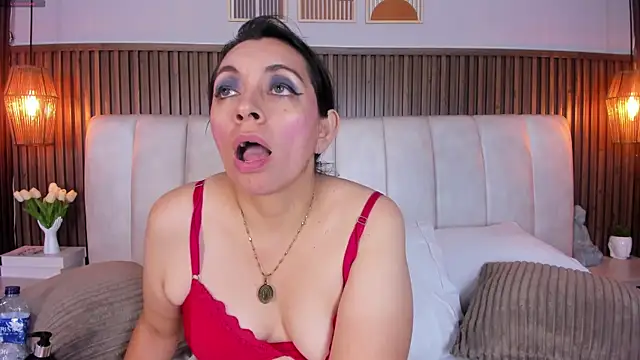 PerlaPreciosa XXX чат на живо