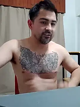 Bradd_32 – Naživo XXX chat