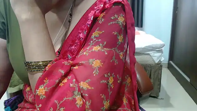 sunitha-3 Adlı Modelin Canlı XXX Sohbeti