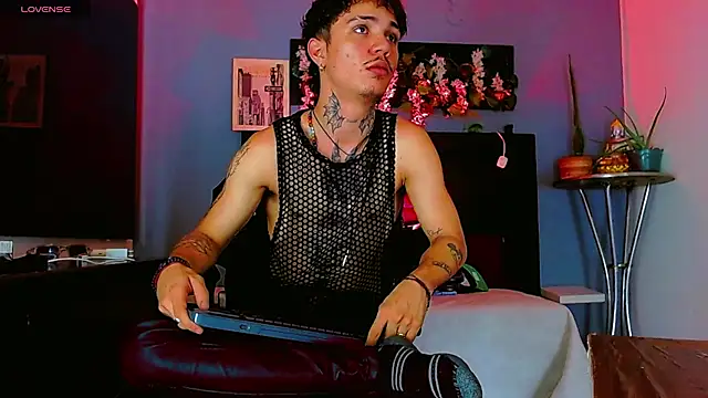 Chatroom XXX en direct de HannibalLester