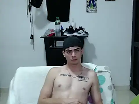 Zac_Efront Live XXX Chat