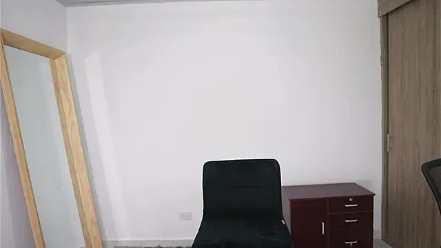 Steph_F – Naživo XXX chat