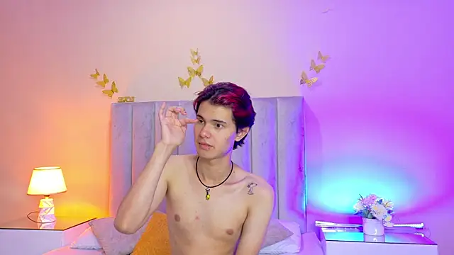 Derek_Sinn Chat XXX in diretta