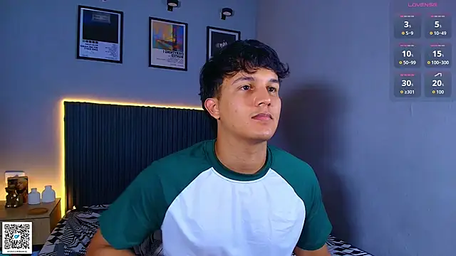 Živý XXX chat Leo_Savage_