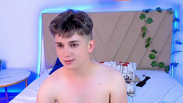 Онлайн чат XXX Miless_Cooper
