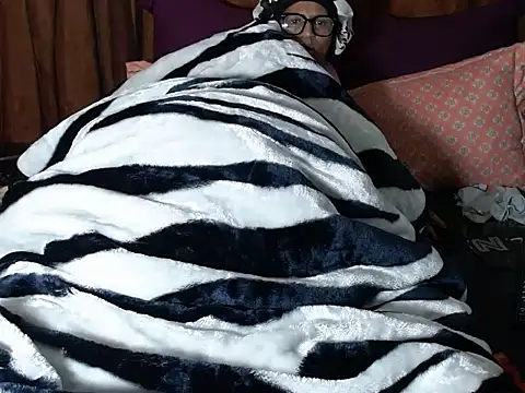 Naughtymatureds' Live XXX Chat