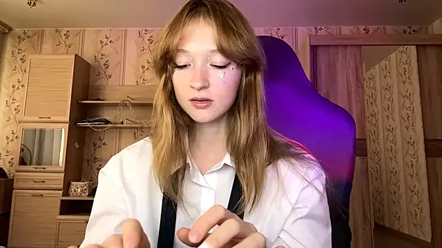 SalmonWhip's Live XXX Chat