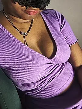 Czat XXX na żywo – DIRTYSECRET_QUEEN_07