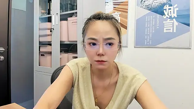 KKMM168 现场XXX聊天