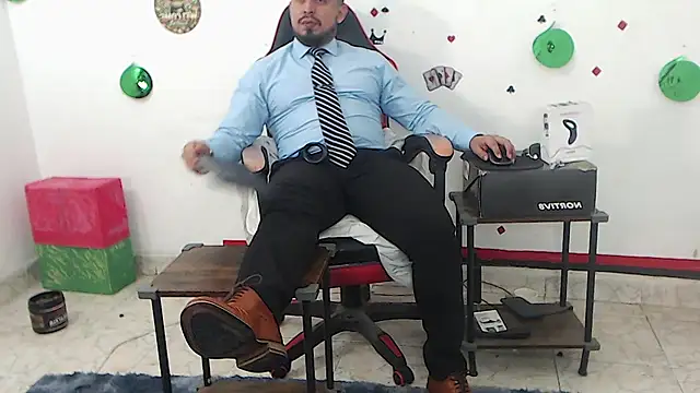KalethBigDick Live XXX Chat
