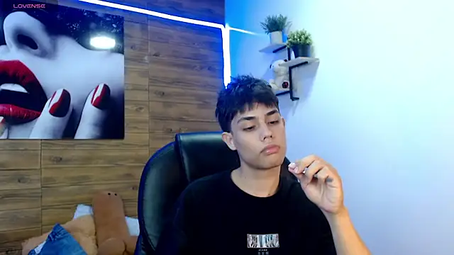 Chat +18 de ivan_cooper ao vivo