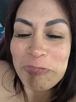 Natymendoza998 라이브 XXX 채팅