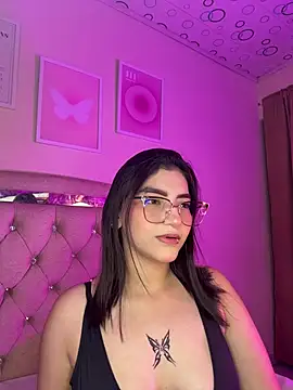 Chat +18 de Candy_tynna ao vivo
