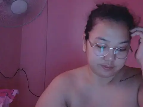 Boobsiemarie's Live XXX Chat