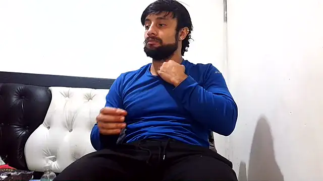 danistrial Chat XXX in diretta