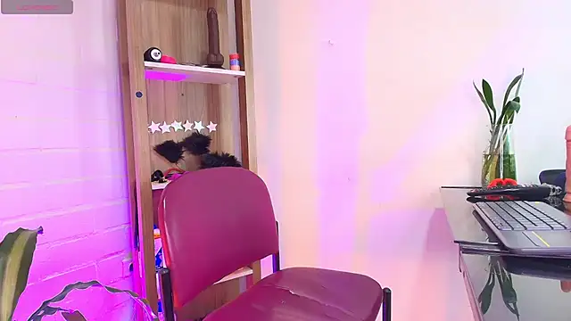 Živý XXX chat EllenaBoobs_