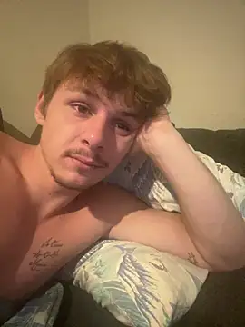 Lucas328706 – Live XXX-chat