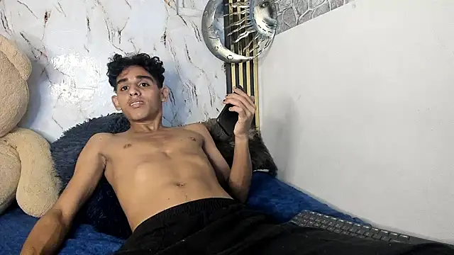 Chat +18 de Jevsho9 ao vivo