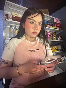 XXX chat uživo modela BabySweett_