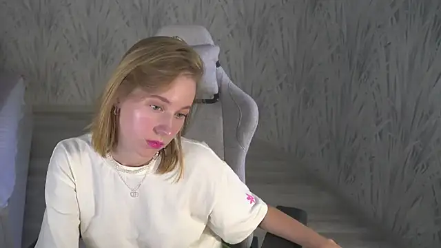 HaileyBatz's Live XXX Chat
