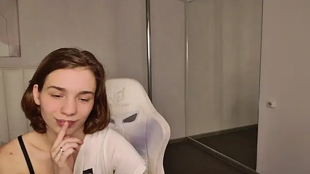 Rebecca_Ford's Live XXX Chat
