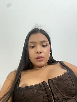 Baby_morena12 Adlı Modelin Canlı XXX Sohbeti