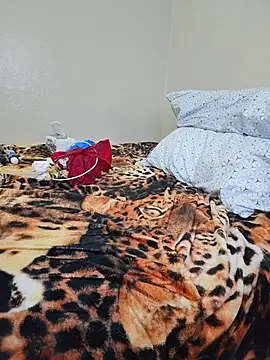 _Joulia_ Adlı Modelin Canlı XXX Sohbeti