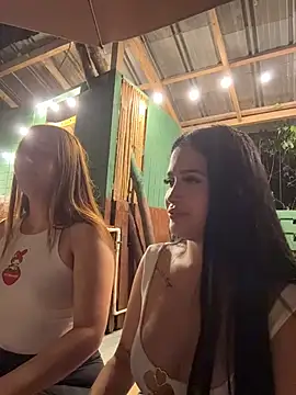 Chat XXX ao vivo de Sara_fun
