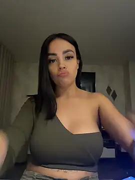 SamVega's Live XXX Chat