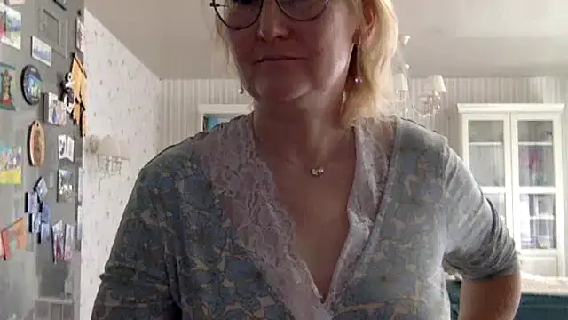 Zeyonan Live XXX chat
