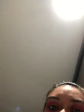 ToXxXiicBarbiie's Live XXX Chat