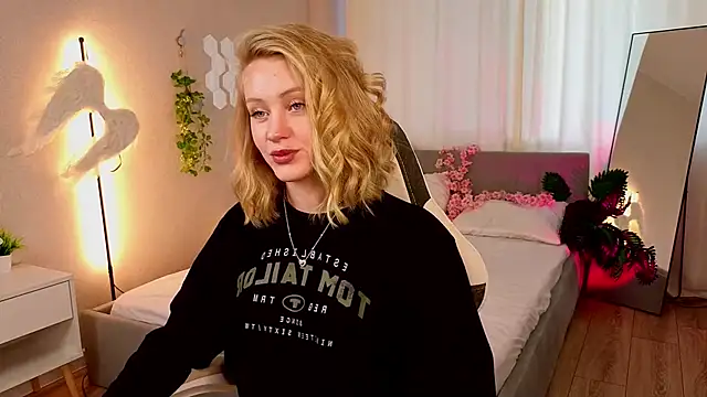 EvaHamilton 现场XXX聊天