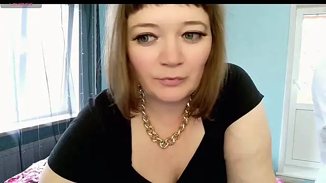 Chat +18 de LizaMilfa ao vivo