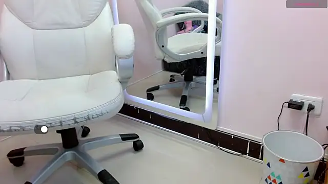 SHARONCUTE_F1's Live XXX Chat