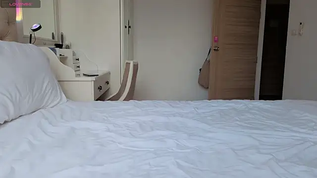 Chat XXX Live huge_vee