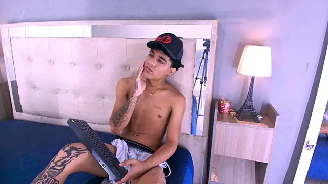Онлайн чат XXX _Thiago12