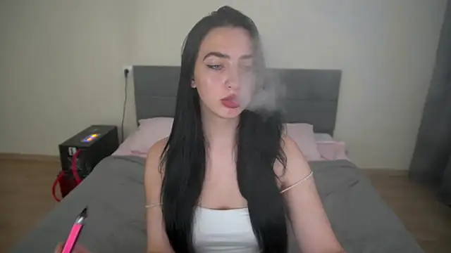 WildKittenX_'s Live XXX Chat