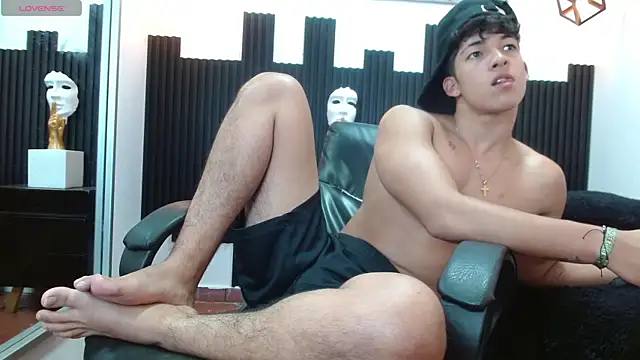 Chat XXX ao vivo de ren_storm