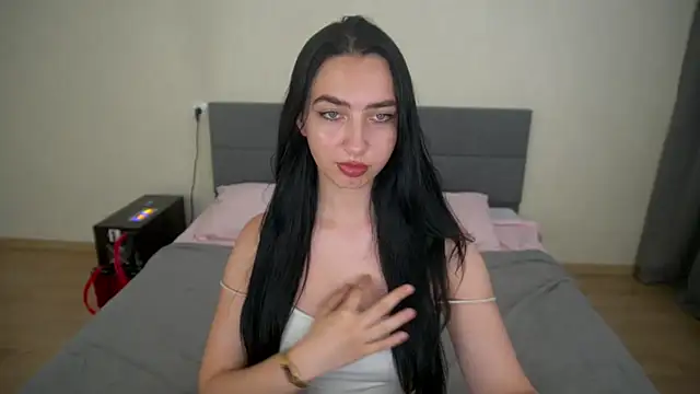 WildKittenX_ live XXX chat