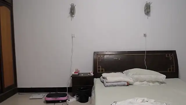 zhang1118 라이브 XXX 채팅