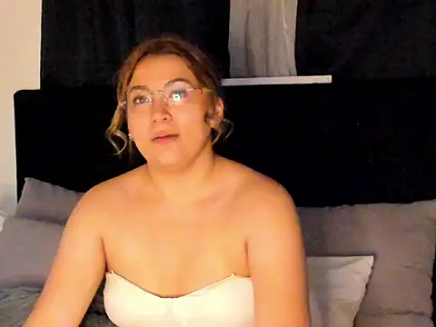 AbbyJacksons_ Chat XXX in diretta