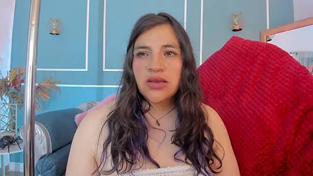 TaraTaylorr's Live XXX Chat