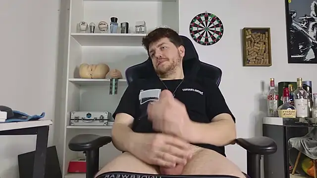 Онлайн чат XXX aaronlegend_